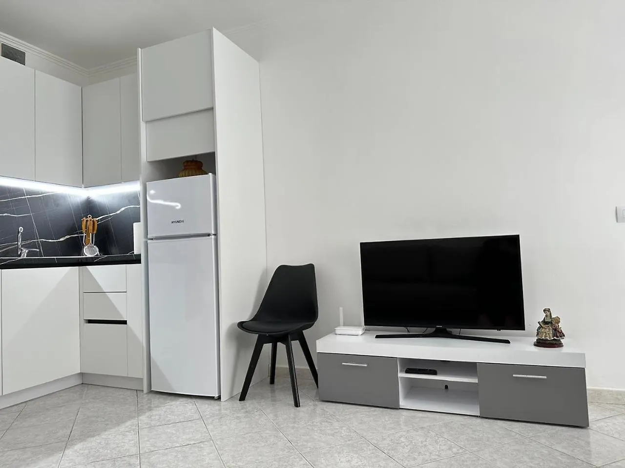 Grand Apartment Durrës Albania
